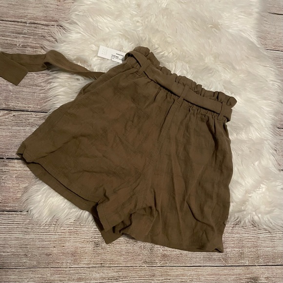 Nordstrom Paper Bag Shorts Good Luck Gem NWT - Picture 3 of 6